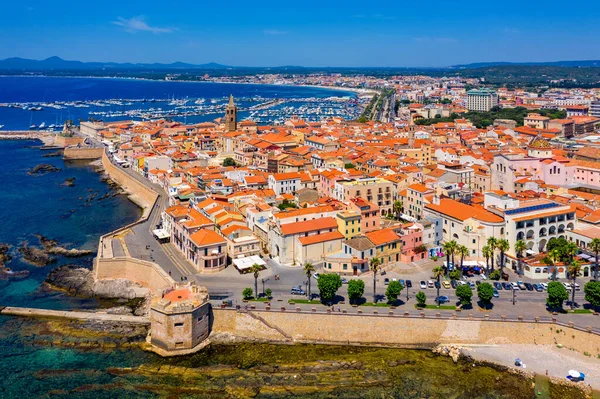 Szardínia vagy Szicília: Melyik sziget az ideális úti cél?